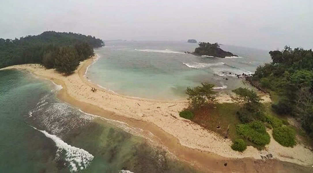 Pantai Lhok Geulumpang Pantai Lhok Geulumpang